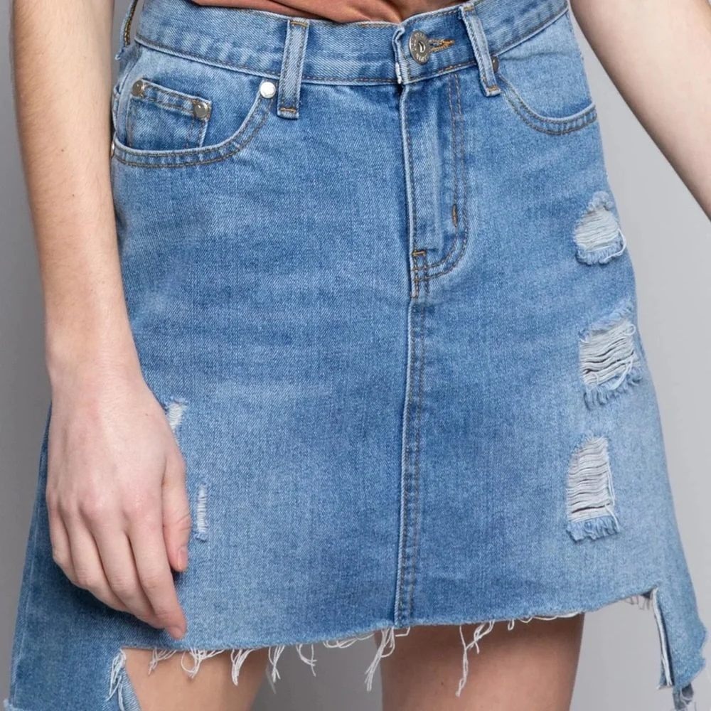 POL Distressed Denim Mini Skirt Medium Blue High Low Raw Hem Size Medium